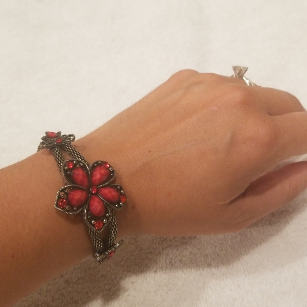 💥Red rhinestones flower bracelet - Picture 5 of 7